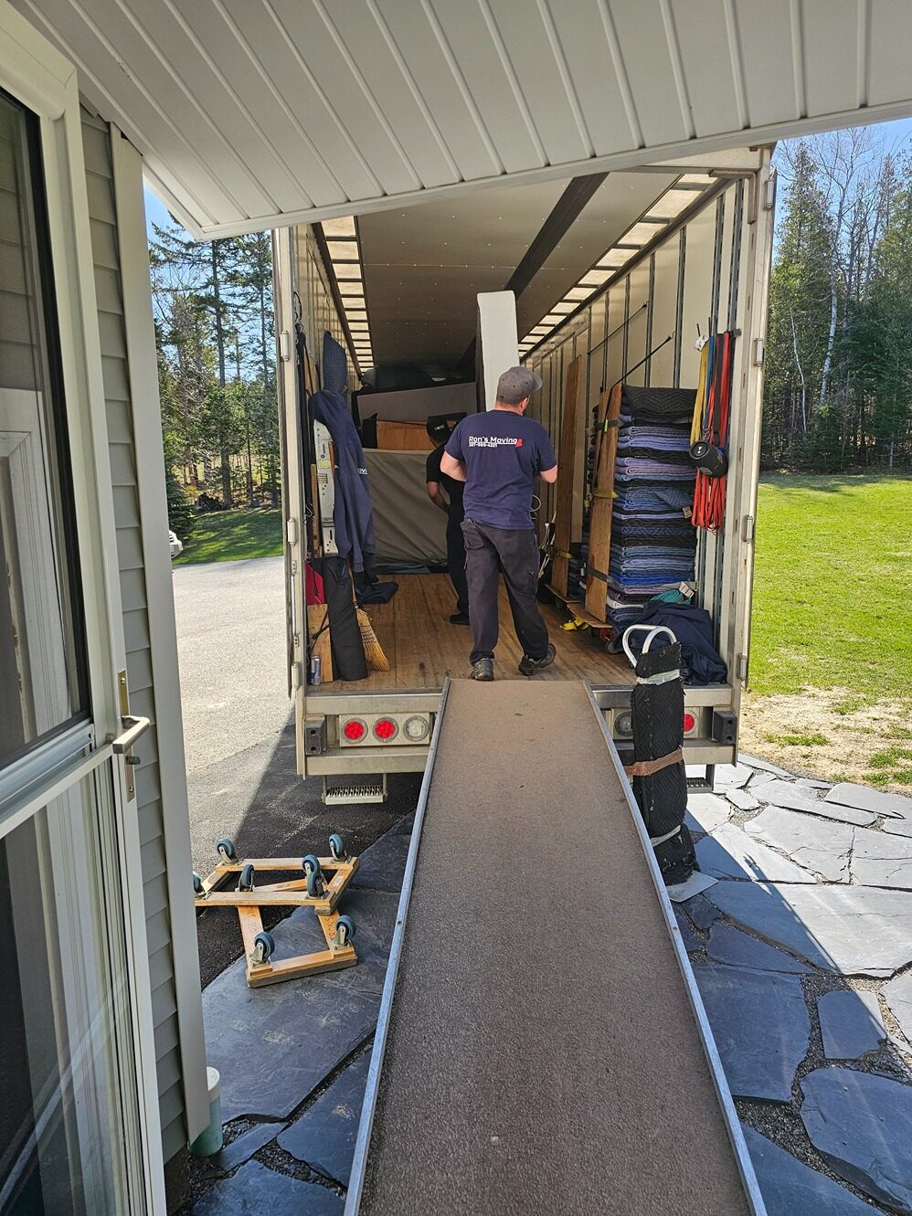 Loading & Unloading